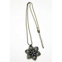 Collier Flora