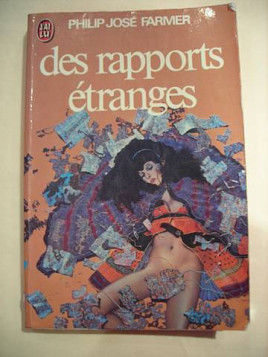 Des rapports étranges