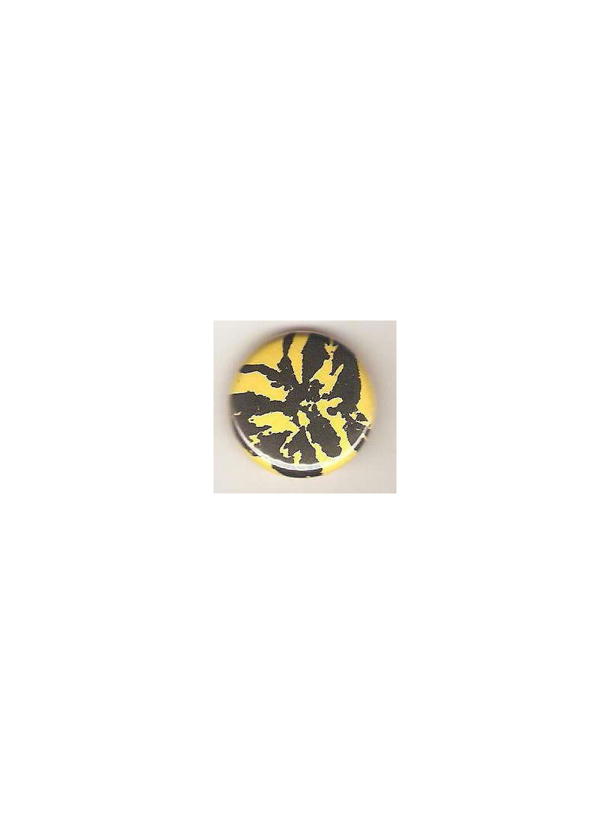 Badge jaune linogravure papillon