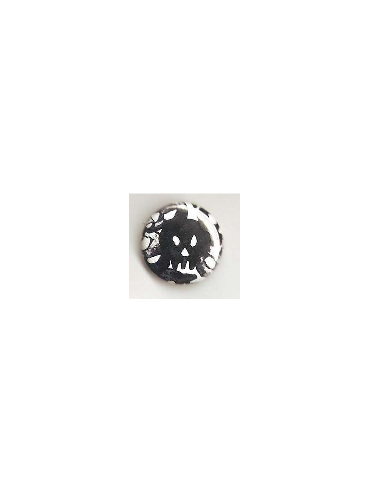 Badge blanc linogravure crânes 