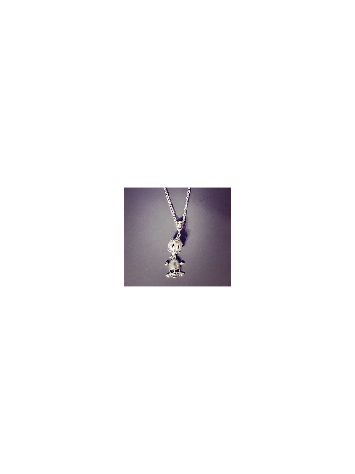 Collier perle argentée et crâne