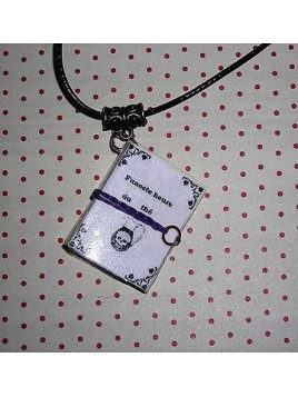 Collier livre Funeste heure du thé