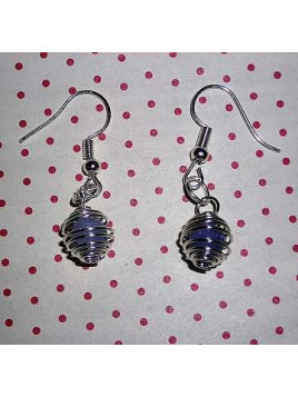 Paire de boucles d’oreilles perle d’aigue-marine en cage argentée