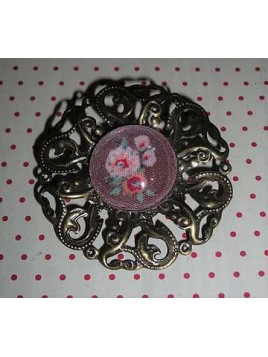 Broche cabochon fleuri marron