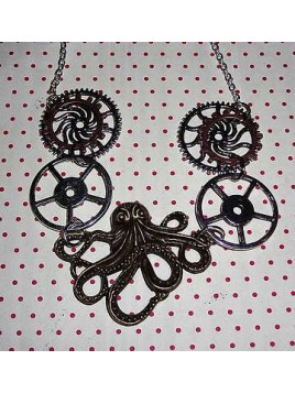 Collier pieuvre et rouages