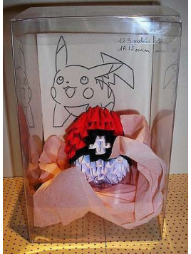 Figurine en origami 3D : Pokeball