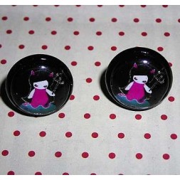 Paire de boucles d’oreilles cabochon Diablotine
