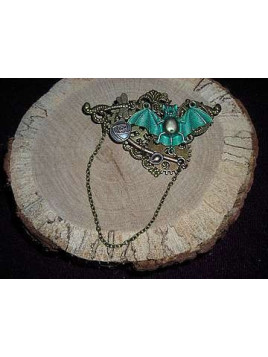Broche chauve-souris et chainette