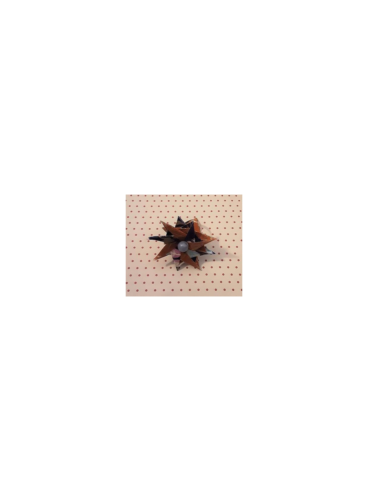 Bague en origami Fleur marron et perle bleue