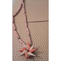 Collier en origami fleur rose