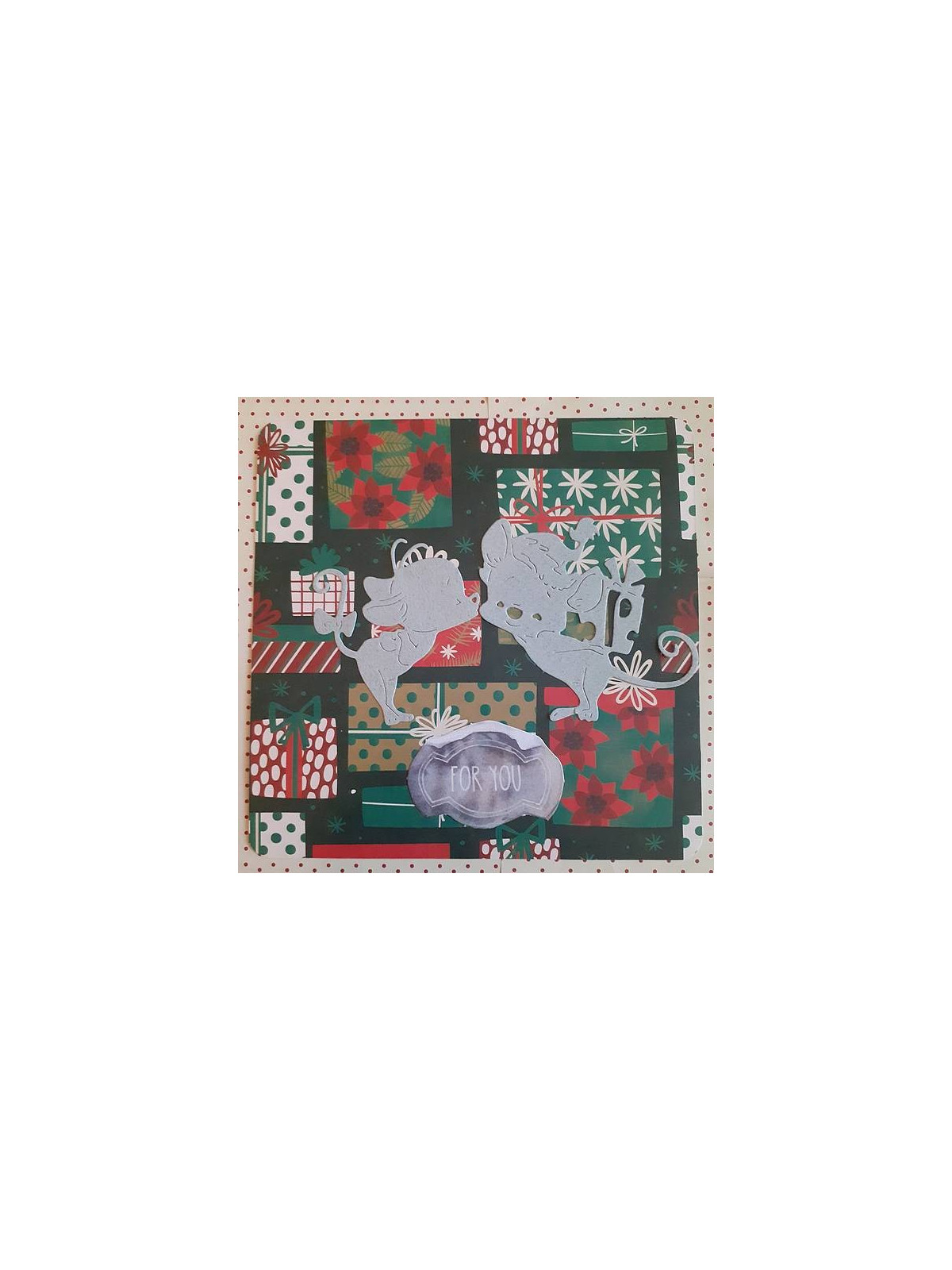 Carte carrée de Noël souris et cadeaux
