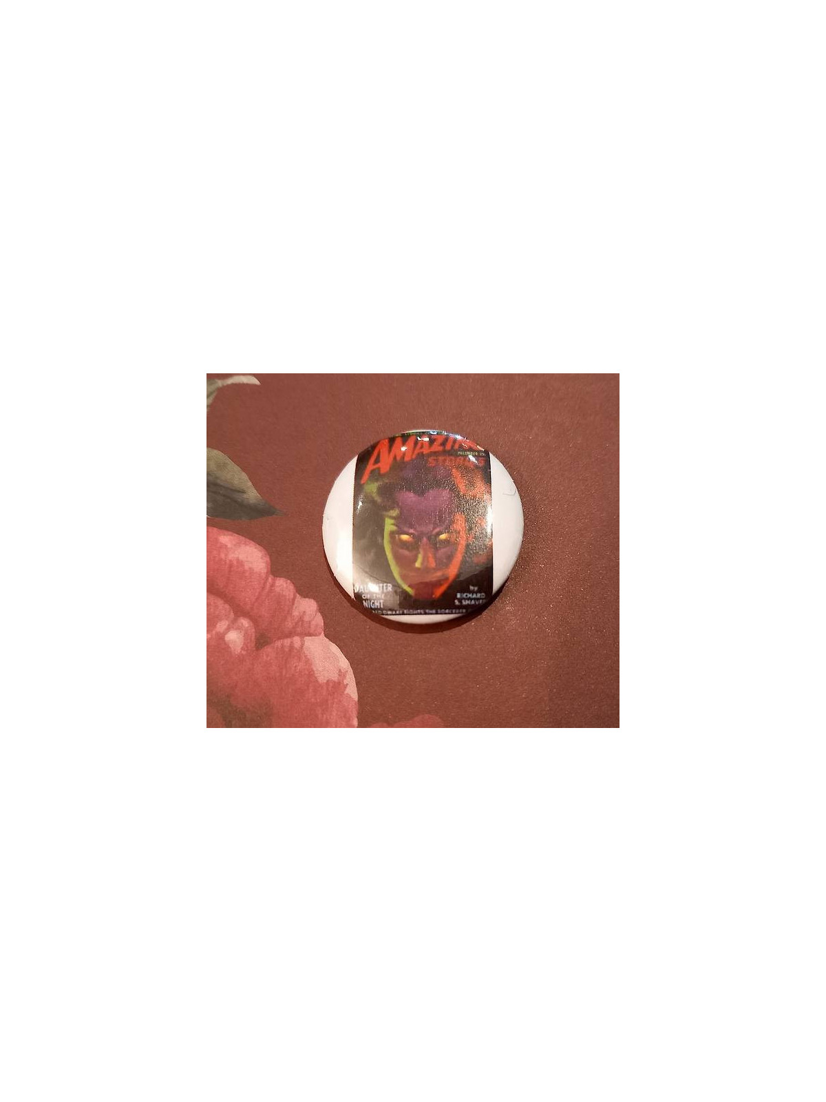 Badge artisanal Amazing stories : daughter of the night