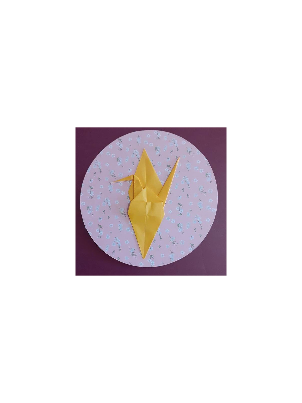 Carte ronde origami : grue jaune