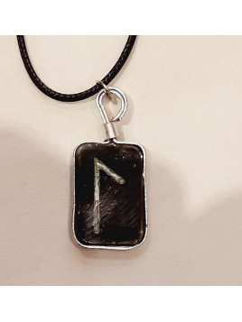 Collier en résine rune Laguz