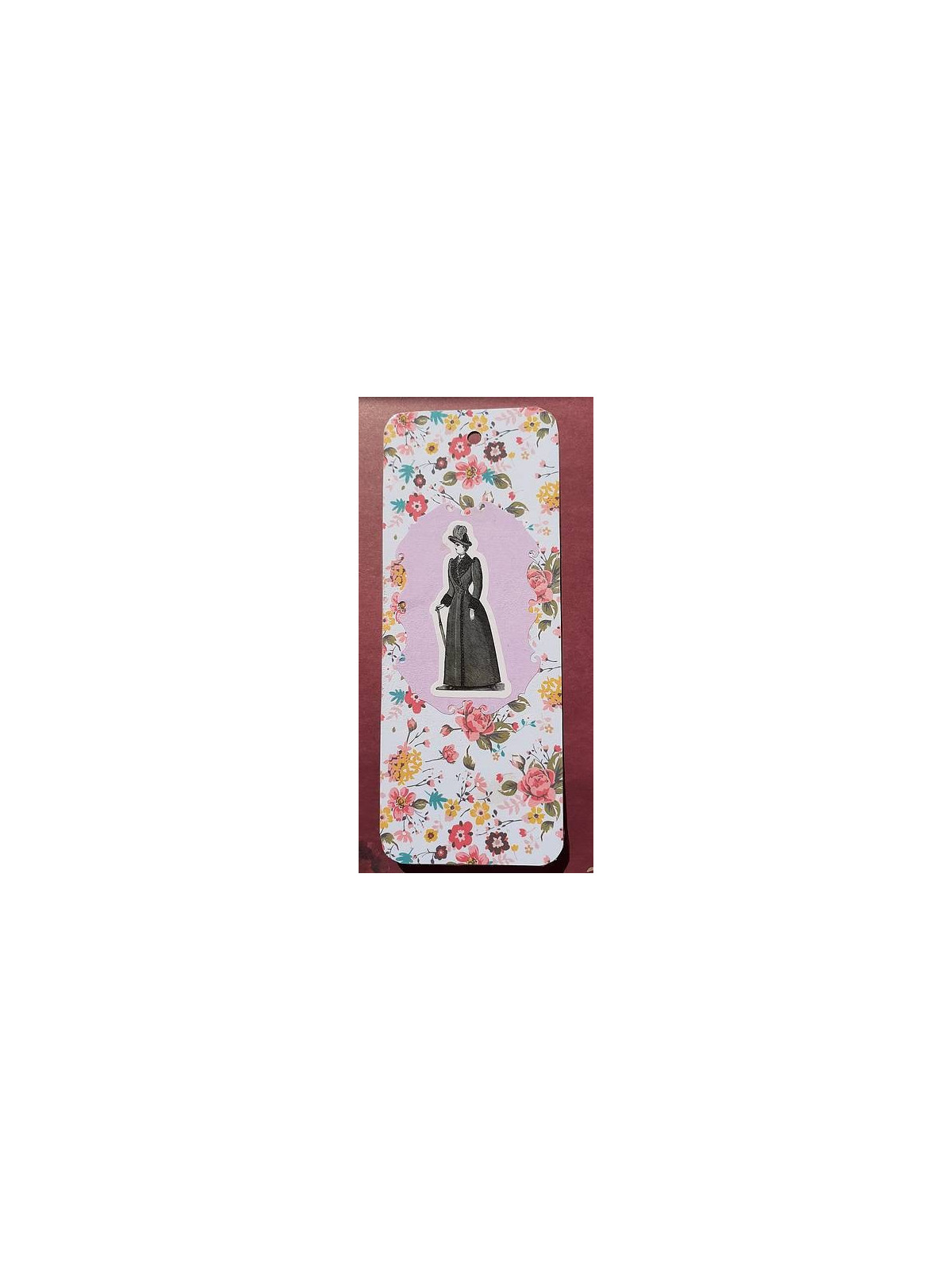 Grand marque-page femme sur fond fleuri