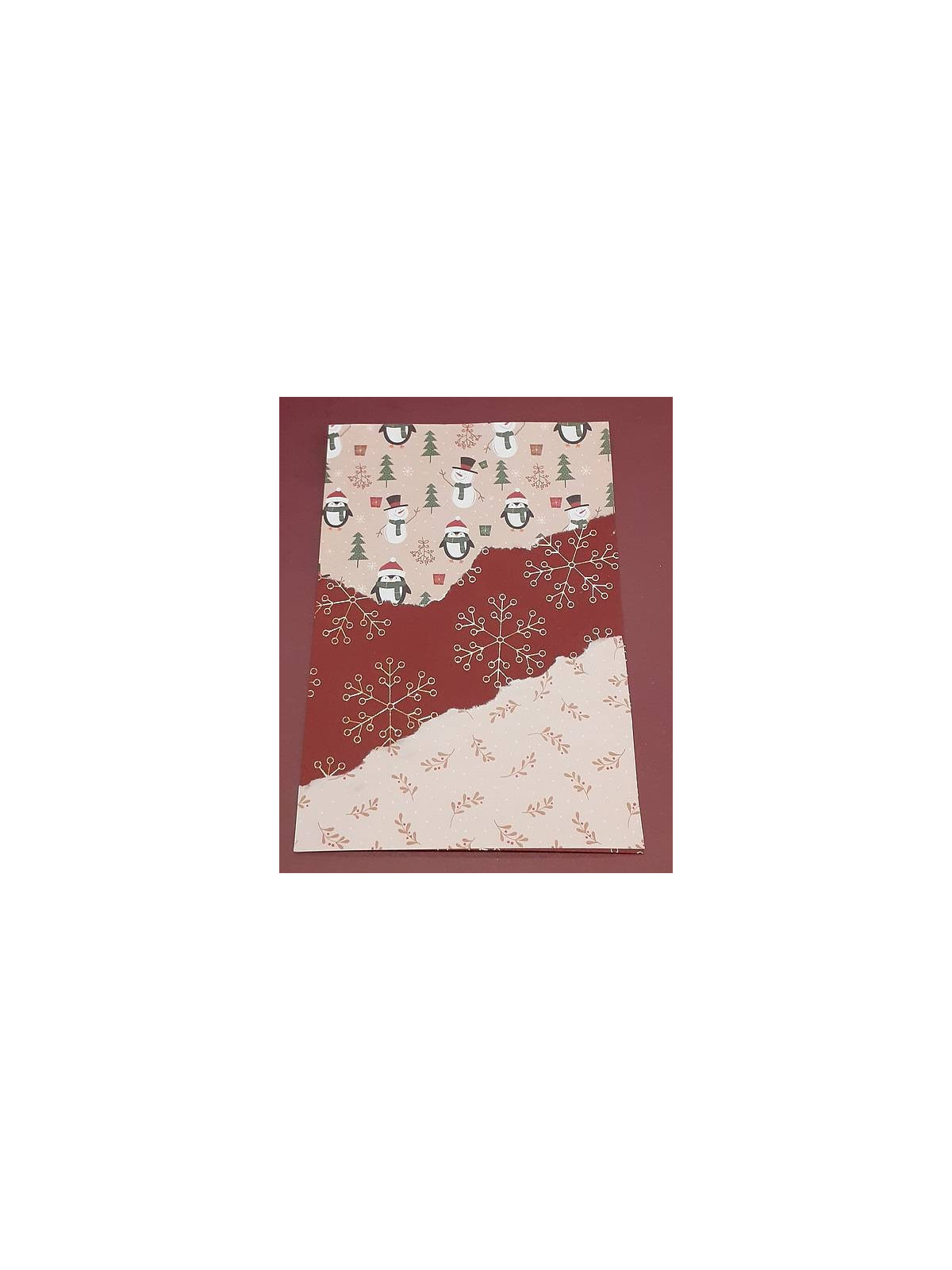 Carte Noël papiers déchirés pingouins et bonhommes de neige
