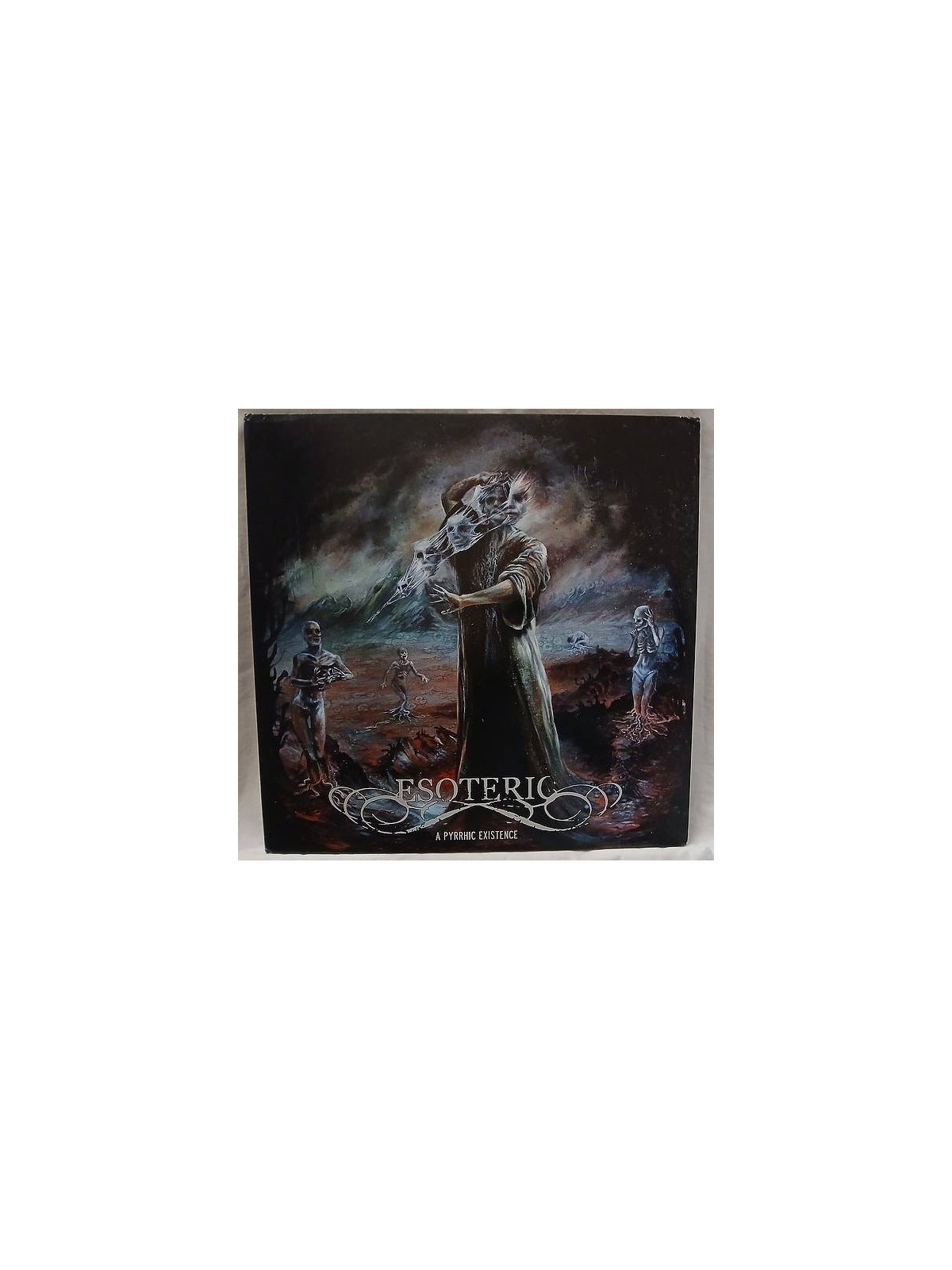 Esoteric disque A pyrrhic existence en stock en vinyle coloré à ciel rouge dijon