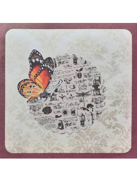 Carte carrée avec découpes Papillon