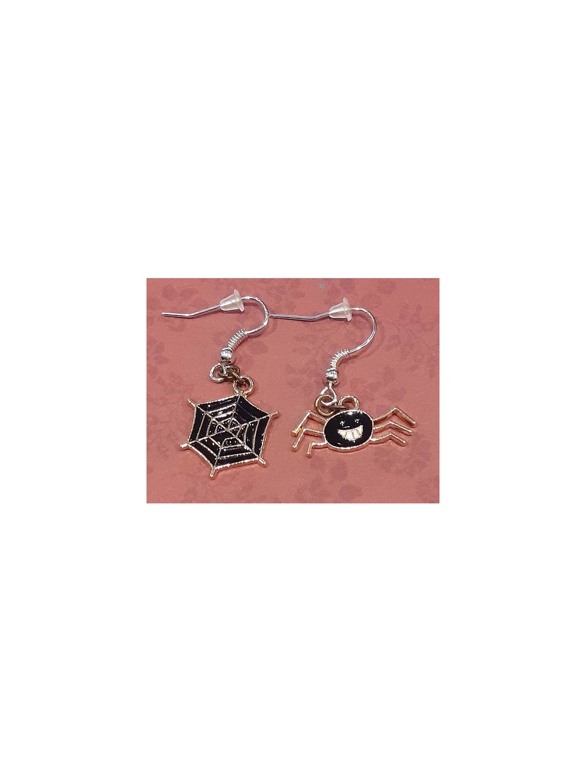 Paire de boucles d'oreilles Halloween avec araignée et sa toile