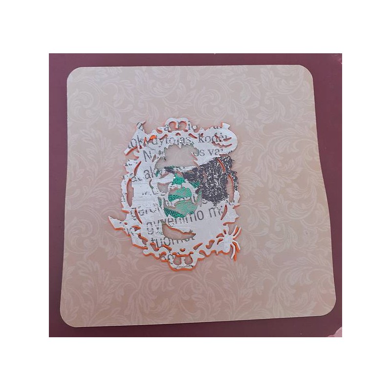 La carte artisanale Halloween shaker Frankenstein est disponible à Ciel rouge Dijon