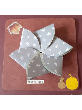 La carte artisanale Halloween fleur qui s'ouvre Jack o lantern est disponible à Ciel rouge Dijon