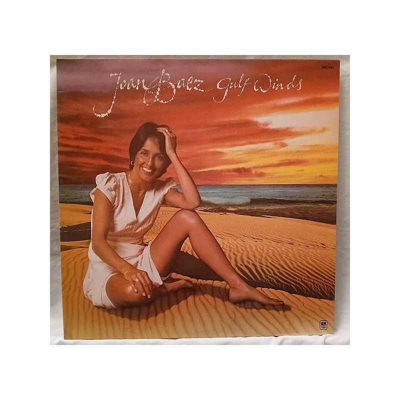 le disque de Joan Baez : Gulf winds est en stock en vinyle d’occasion à Ciel rouge, disquaire à Dijon