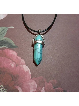 Le collier artisanal avec pierre turquoise est disponible à Ciel rouge dijon