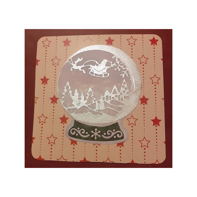 La carte artisanale avec découpe boule à neige est disponible à Ciel rouge Dijon