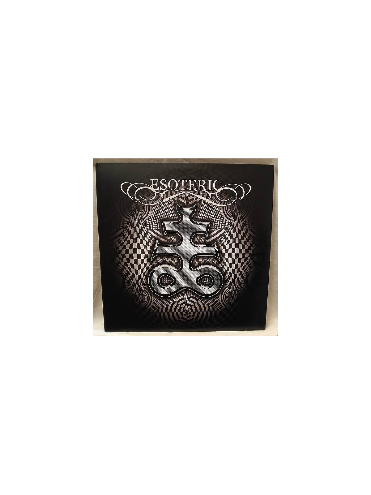 Le disque de Esoteric : Esoteric emotions – the death of ignorance est en stock en vinyle à Ciel rouge, disquaire à Dijon