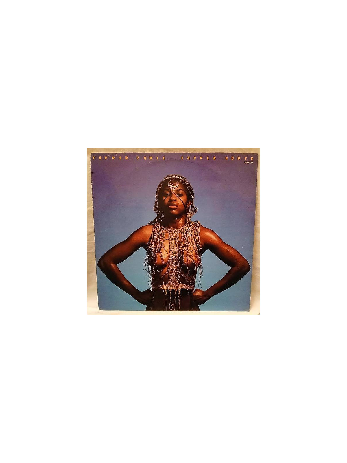 Le disque de Tapper Zukie : Tapper roots est en stock en vinyle à Ciel rouge, disquaire à Dijon