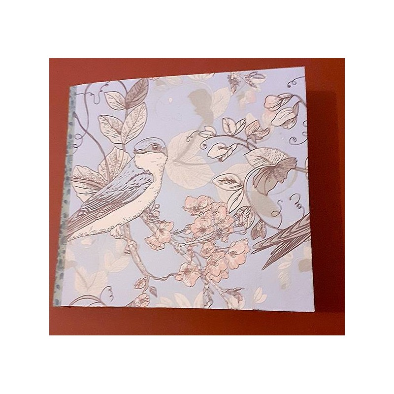 Ce petit carnet artisanale fleurs est disponible à Ciel rouge Dijon