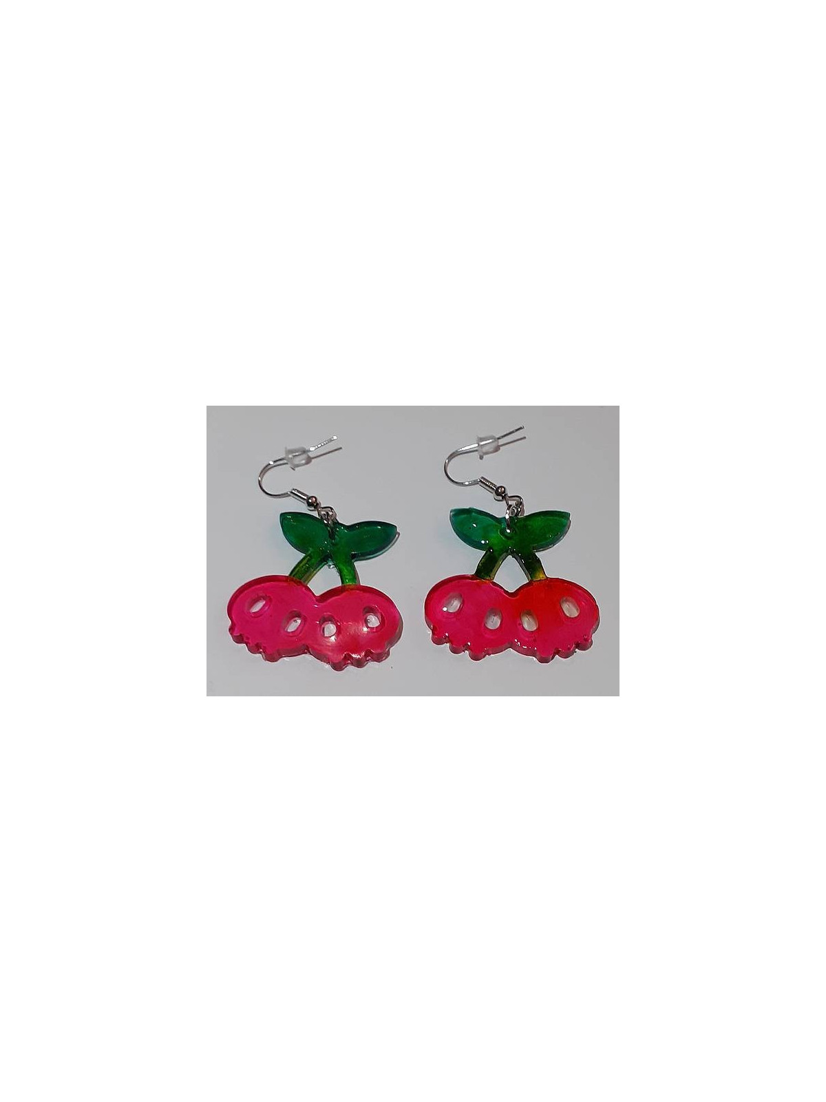 Paire de boucle d’oreilles en résine cerises crânes rose