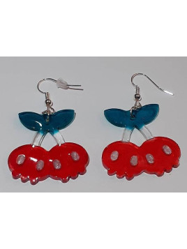 La paire de boucle d'oreilles cerises cranes en résine est disponible à Ciel rouge Dijon