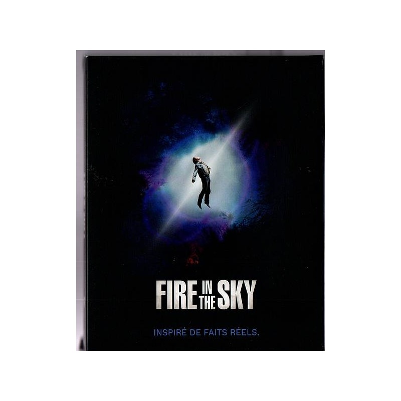 Le film de Robert Lieberman : Fire in the sky est en stock en blu-ray au magasin ciel rouge à Dijon