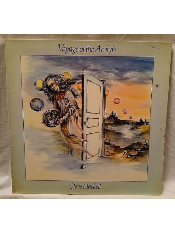 Le disque de Steve Hackett : Voyage of the acolyte est disponible en vinyle à Ciel rouge, disquaire à Dijon
