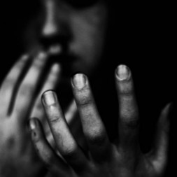 Le vinyle en édition limitée rsd 2026 Morte(s) née(s) de Céleste est disponible à ciel rouge Dijon