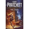 Le livre Pieds d'argile du monde fantasy Les annales du Disque-monde de Pratchett est disponible à Ciel rouge Dijon