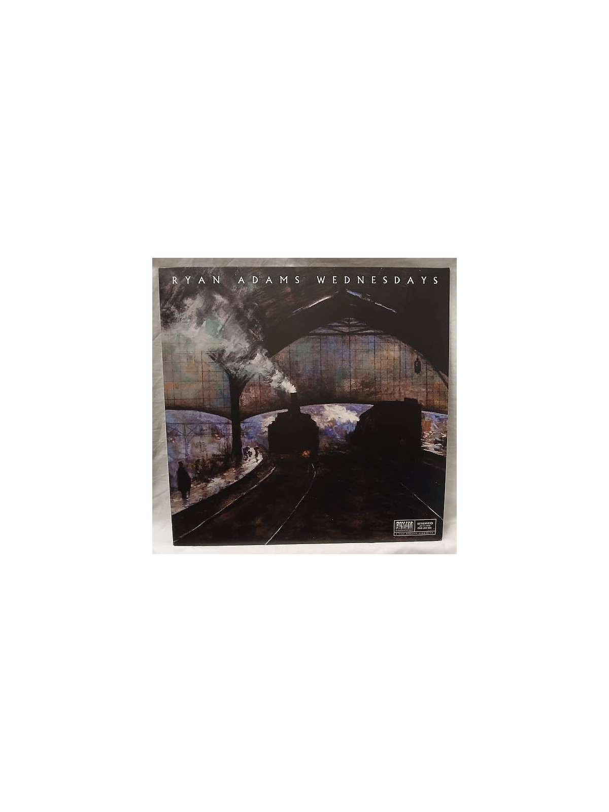 Le vinyle de Ryan Adams : Wednesdays est disponible à Ciel rouge, disquaire indépendant à Dijon