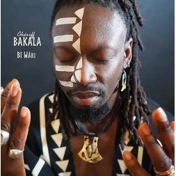 le disque de Chériff Bakala : Bî wâri est en stock en vinyle à ciel rouge, disquaire à Dijon